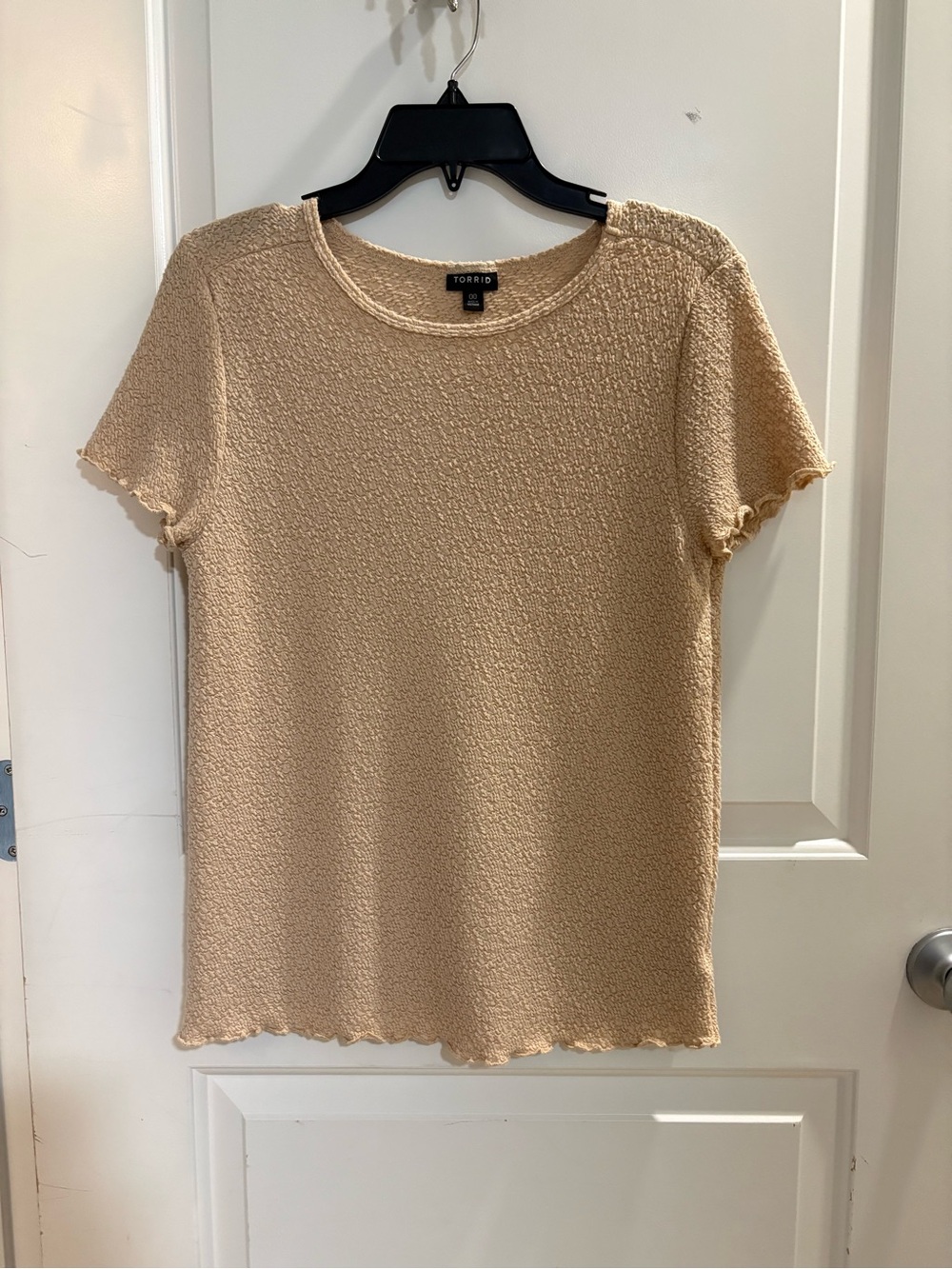 Torrid Tan Textured Short Sleeve Top - Like New